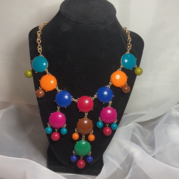 Multiple Color Statement Necklace - Picture 2 of 3